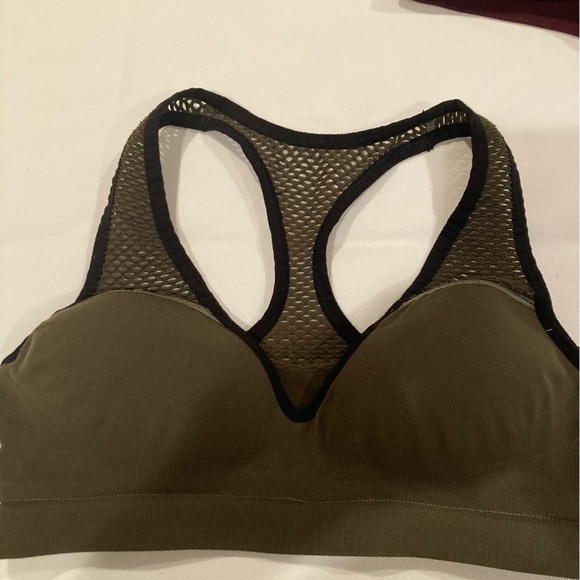 PINK Victoria’s Secret Sports Bra - Picture 5 of 7